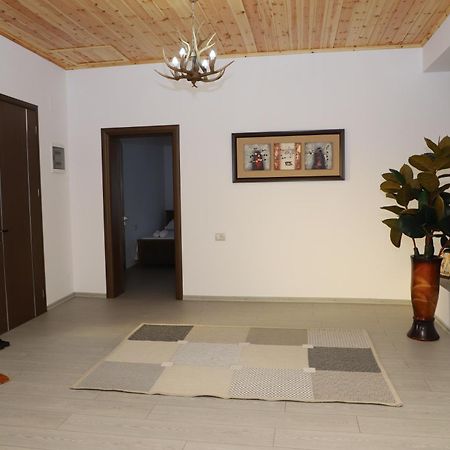 Georgemishel Guest House Berat Buitenkant foto